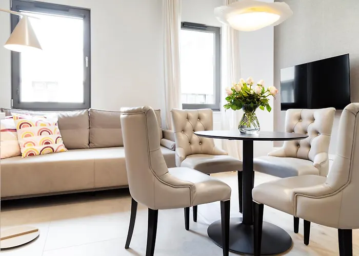 Househost Apt Smoleńsk 33-308A